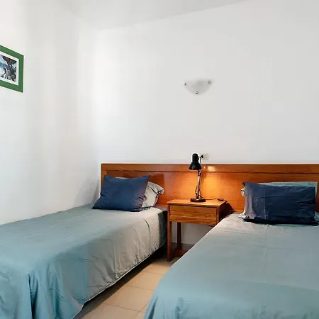 Spacious Sunny Relaxing Lanzarote 度假居